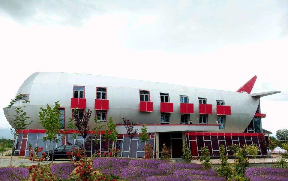 Hotel Vila Aeroport Rinas Exterior foto